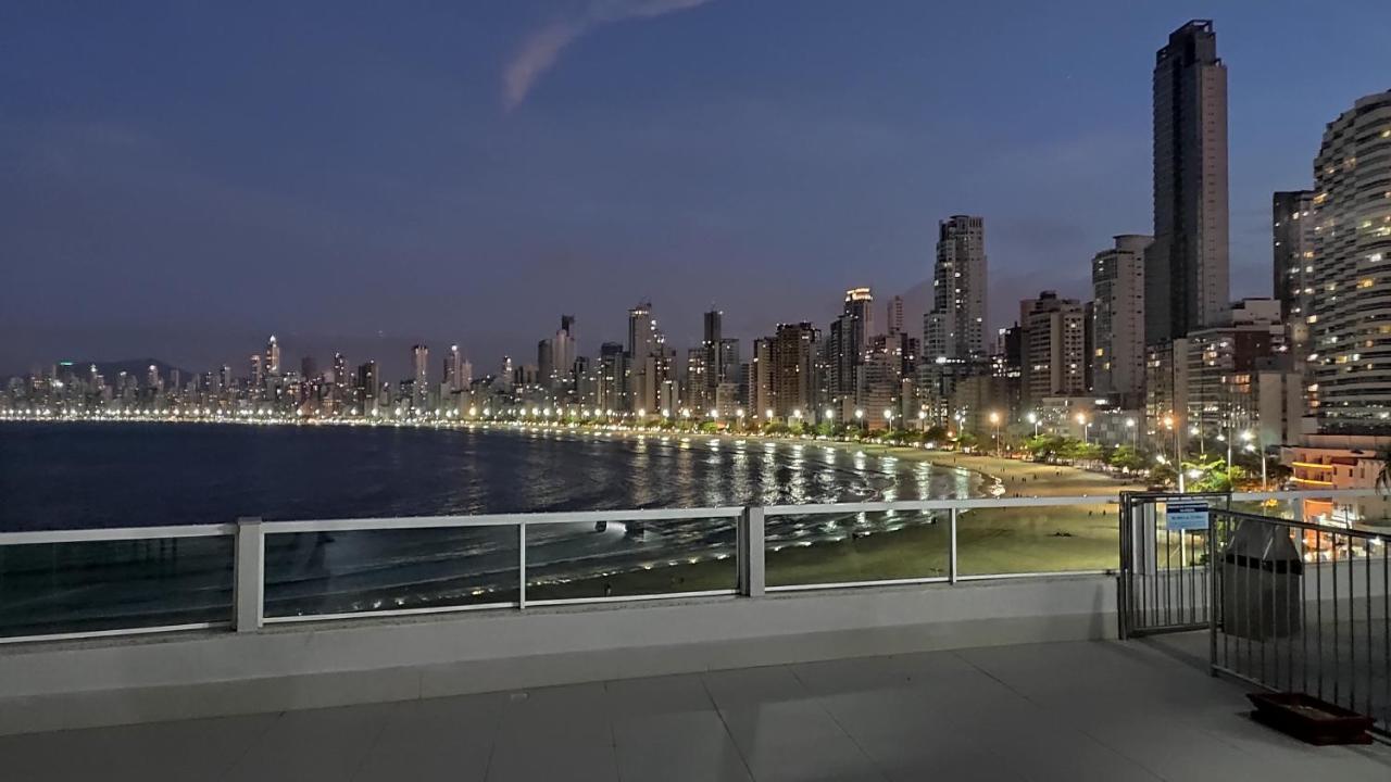 Studio Pe Na Areia Balneário Camboriú エクステリア 写真