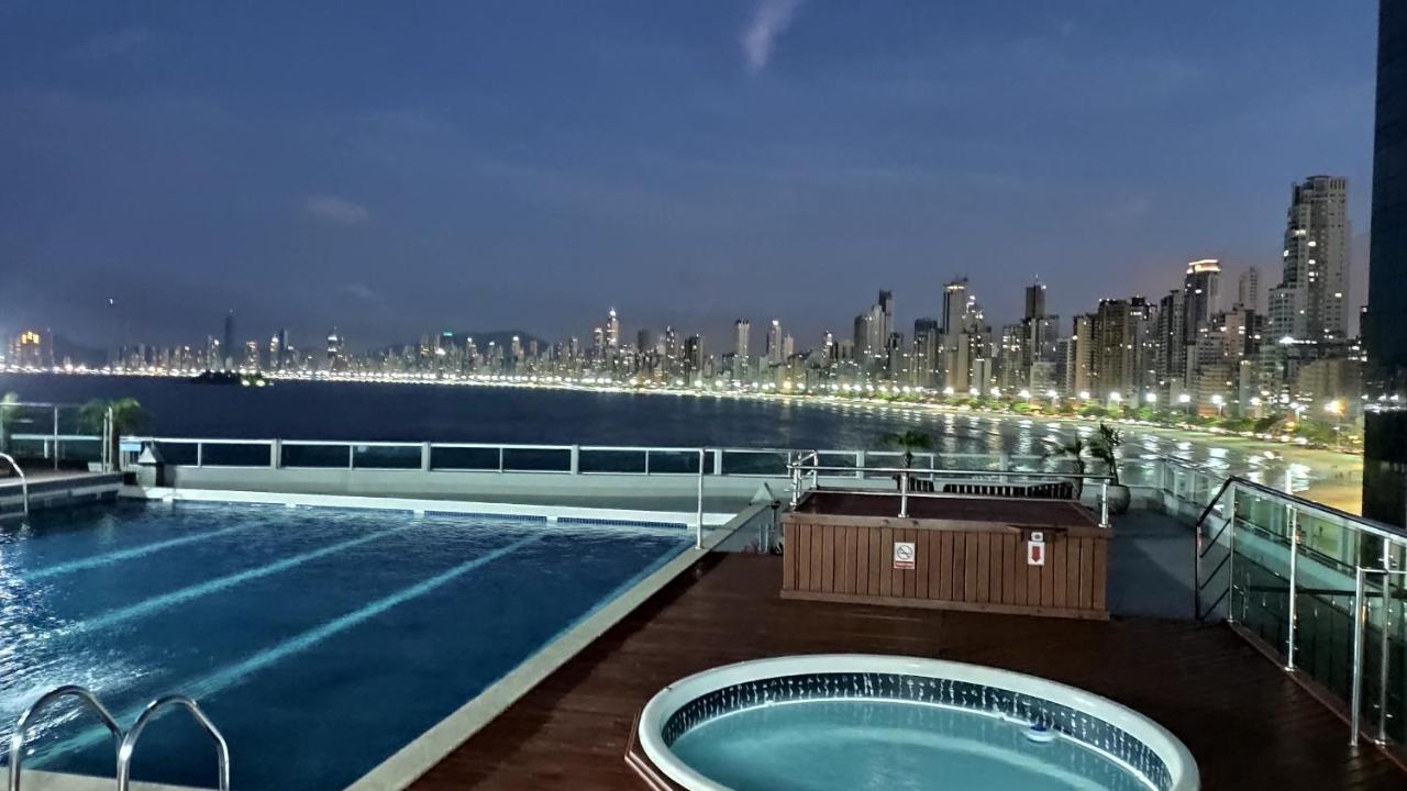 Studio Pe Na Areia Balneário Camboriú エクステリア 写真
