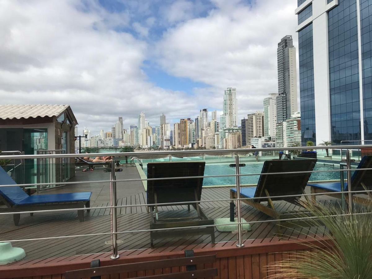 Studio Pe Na Areia Balneário Camboriú エクステリア 写真